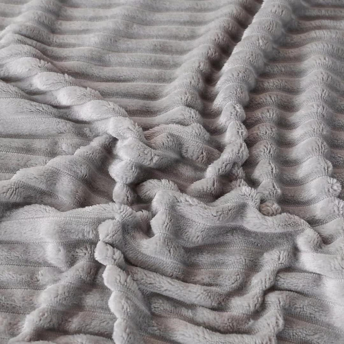 Weiche Kuscheldecke 100 x 150 cm Graue Decke Sofadecke Flauschige Decke