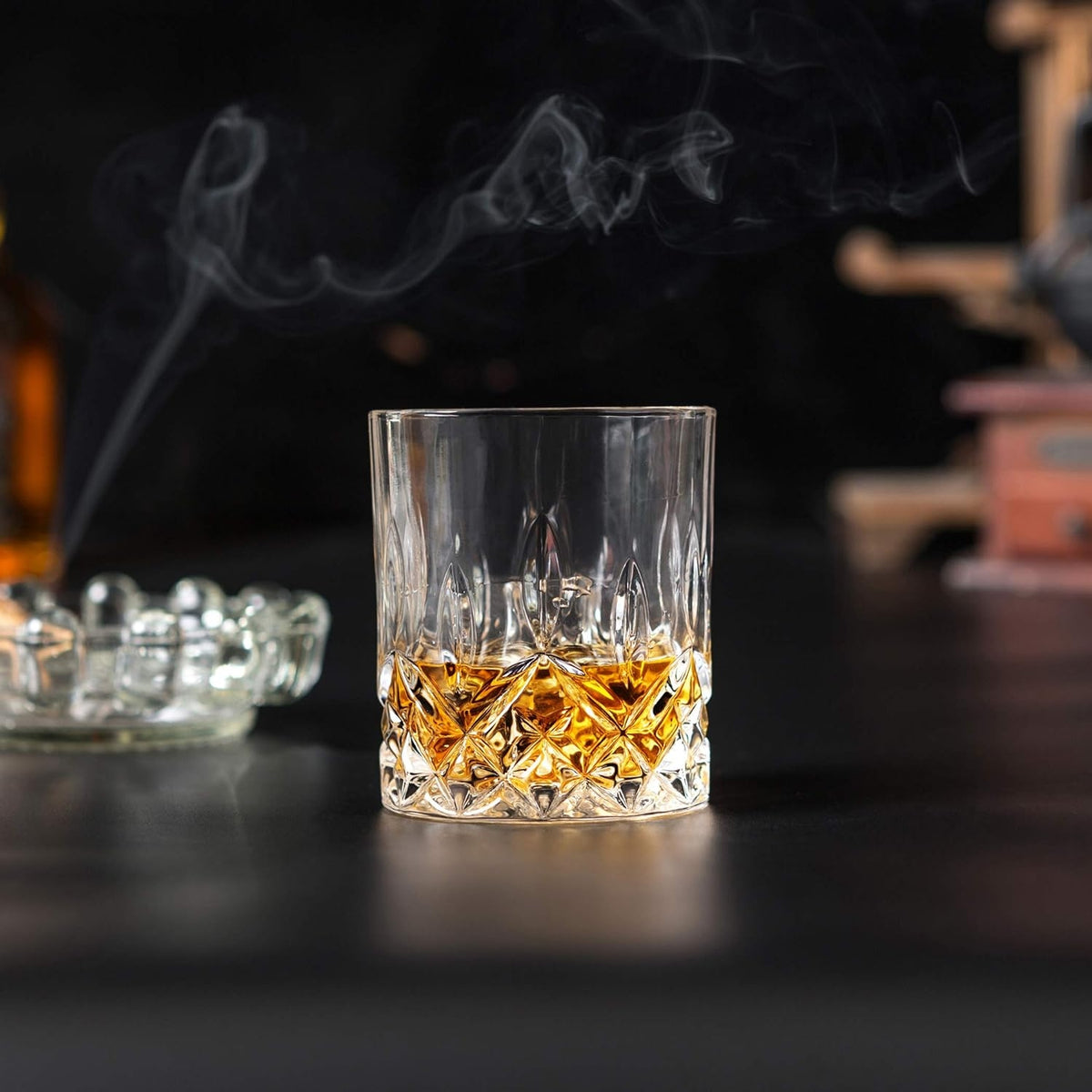 Geschenk für Männer 4 Whisky Gläser Kristall 300ml Elegante Geschenkbox