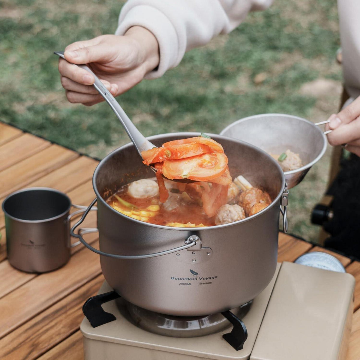 Camping Titan Topf 2.9L mit Bügelgriff & Deckel