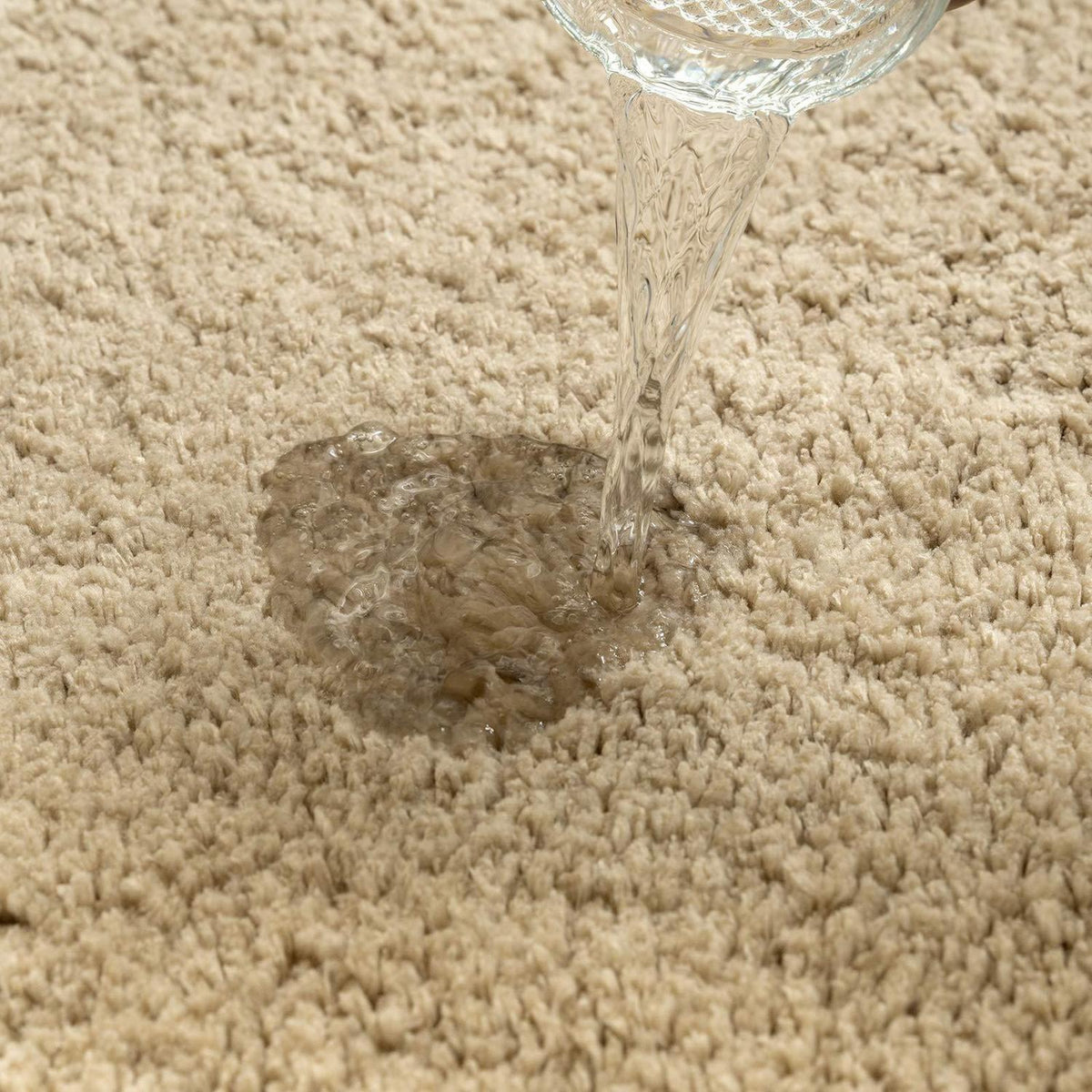 Flauschige Badematte rutschfest 50x80 cm Beige