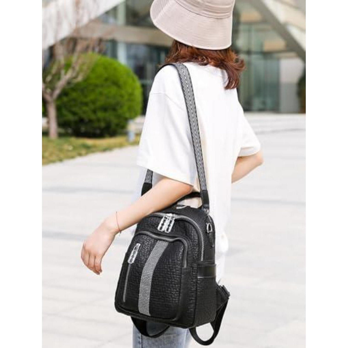 Damen Rucksack Elegant Cityrucksack Schulrucksack Schwarz in Lederoptik