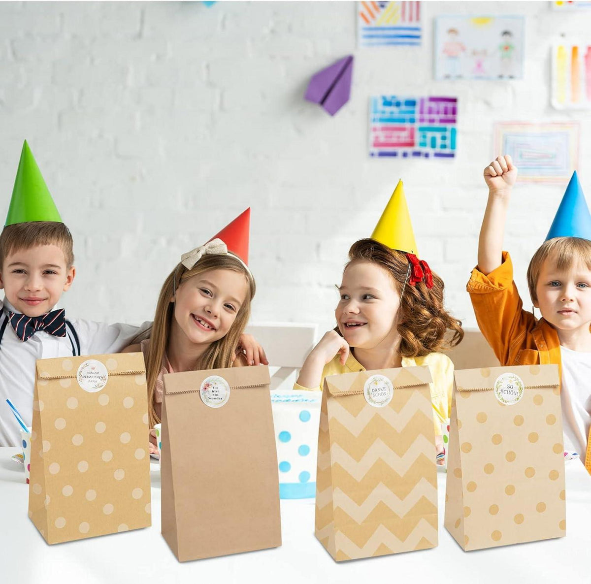 Kraftpapier Papiertüten Braun 40 Stück mit 90 Aufkleber Set