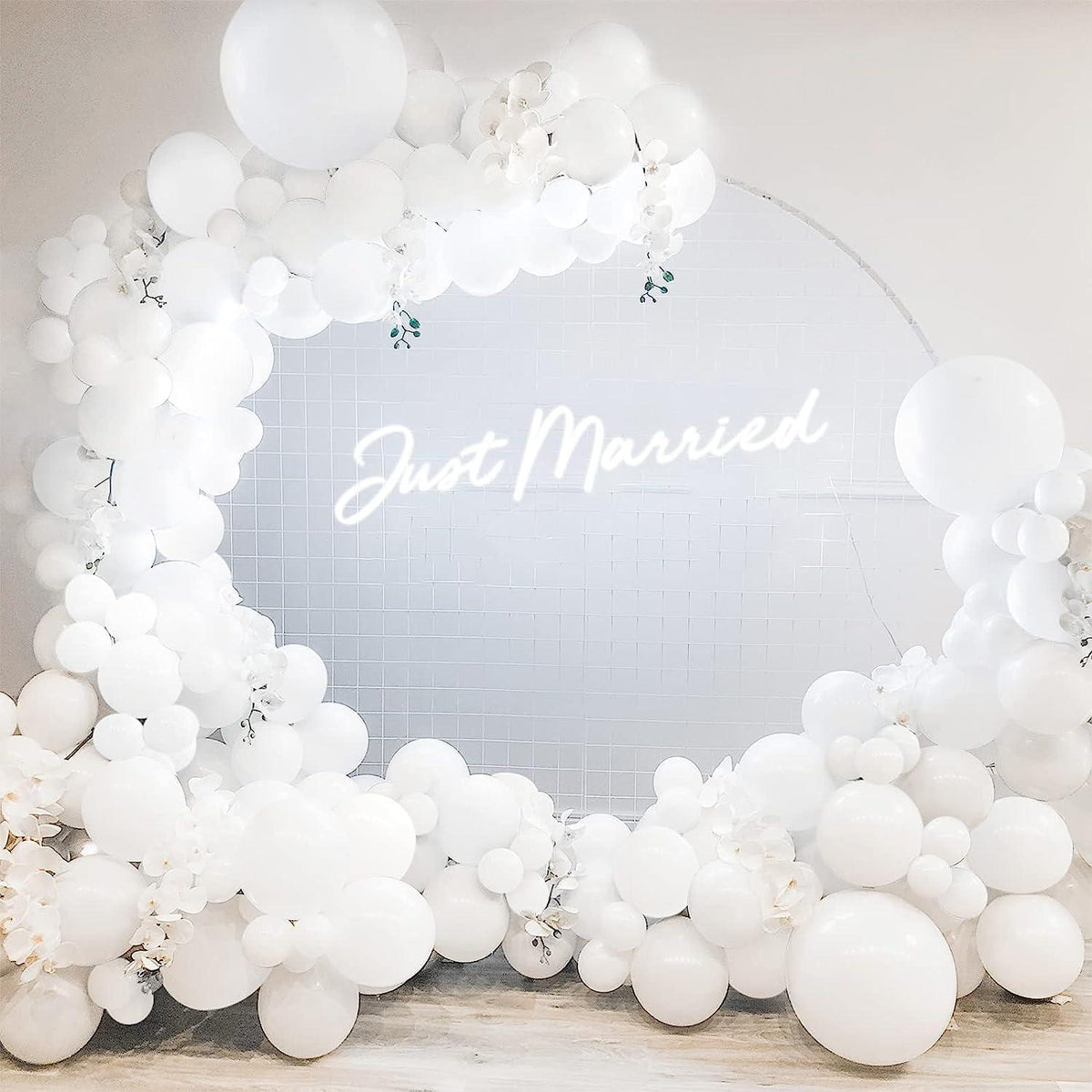 Weiße Luftballon Girlande Set für Hochzeit & Geburtstag