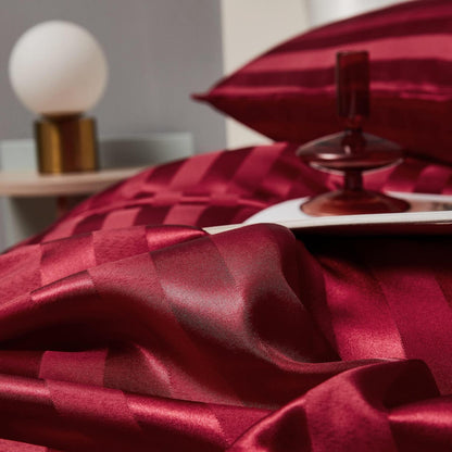 Satin Bettwäsche Set 135x200cm Rot – Gestreift & Seidig Glänzend