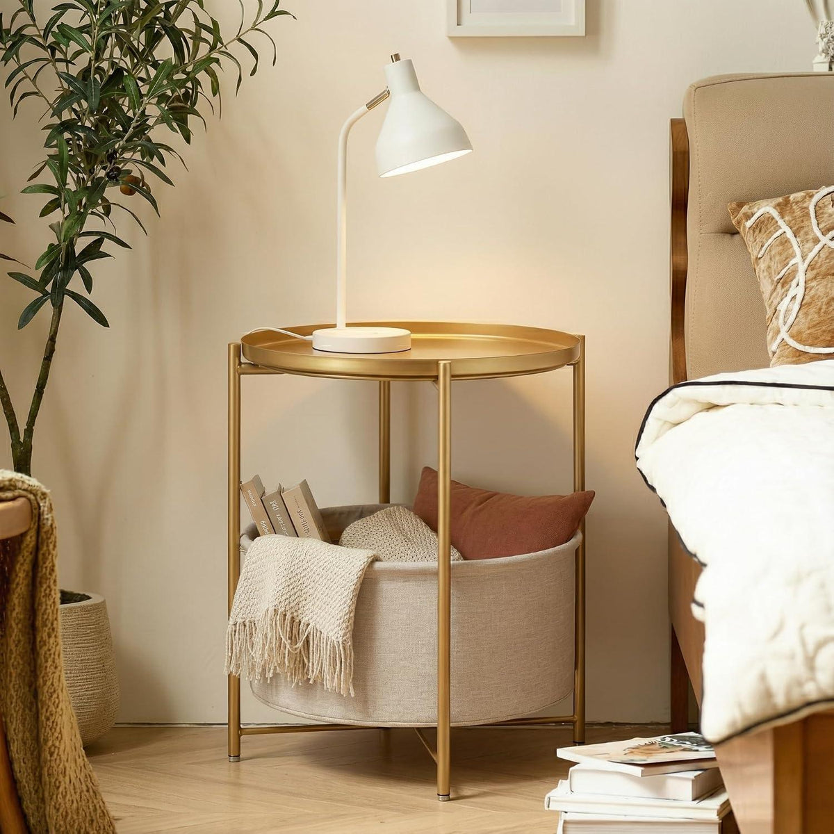 Runder Beistelltisch mit Korb – Gold Gelb, Modern & Vielseitig