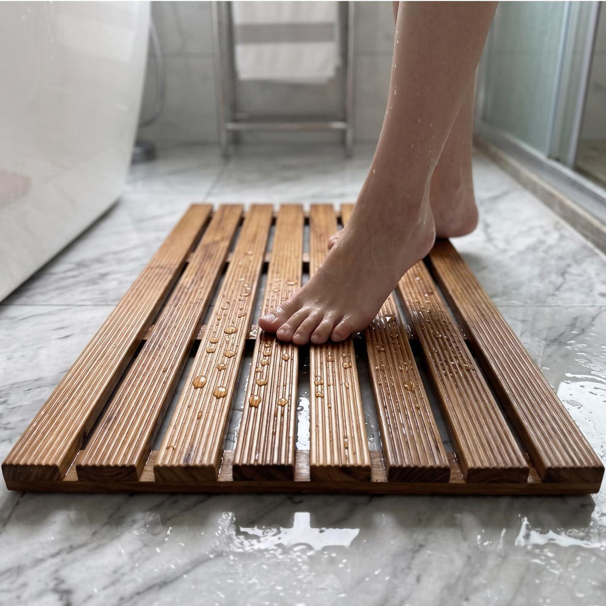 Teakholz Duschmatte rutschfest 80x50cm – Badematte für Badezimmer & Sauna