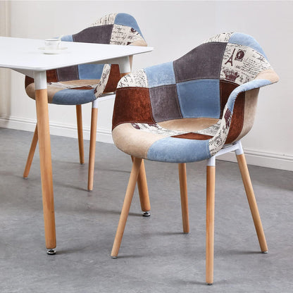 2 Esszimmerstühle Patchwork-Stoff mit Armlehnen, Buchenholz