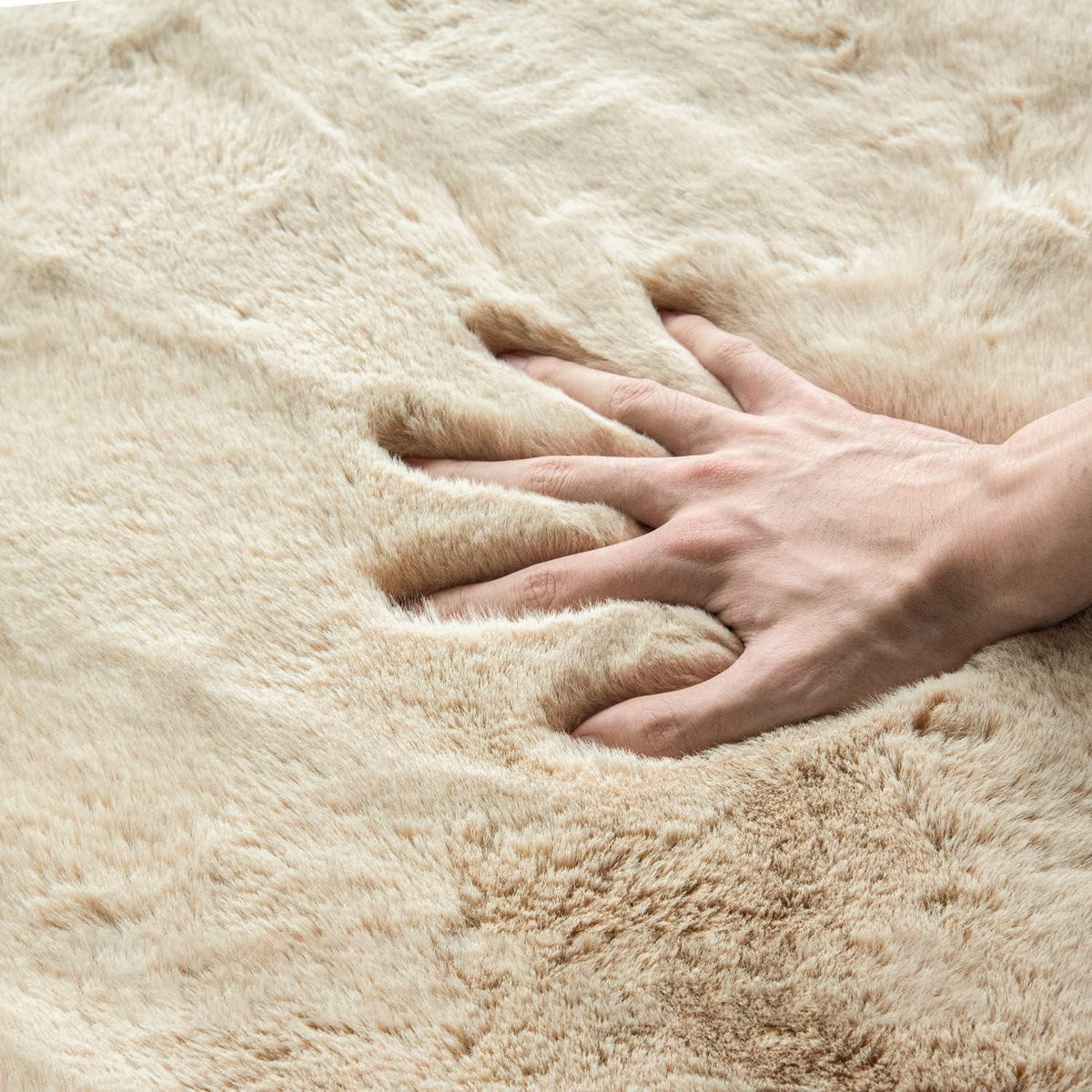 Flauschiger Teppich Beige 120x180 cm - Weicher Wohnzimmer Teppich