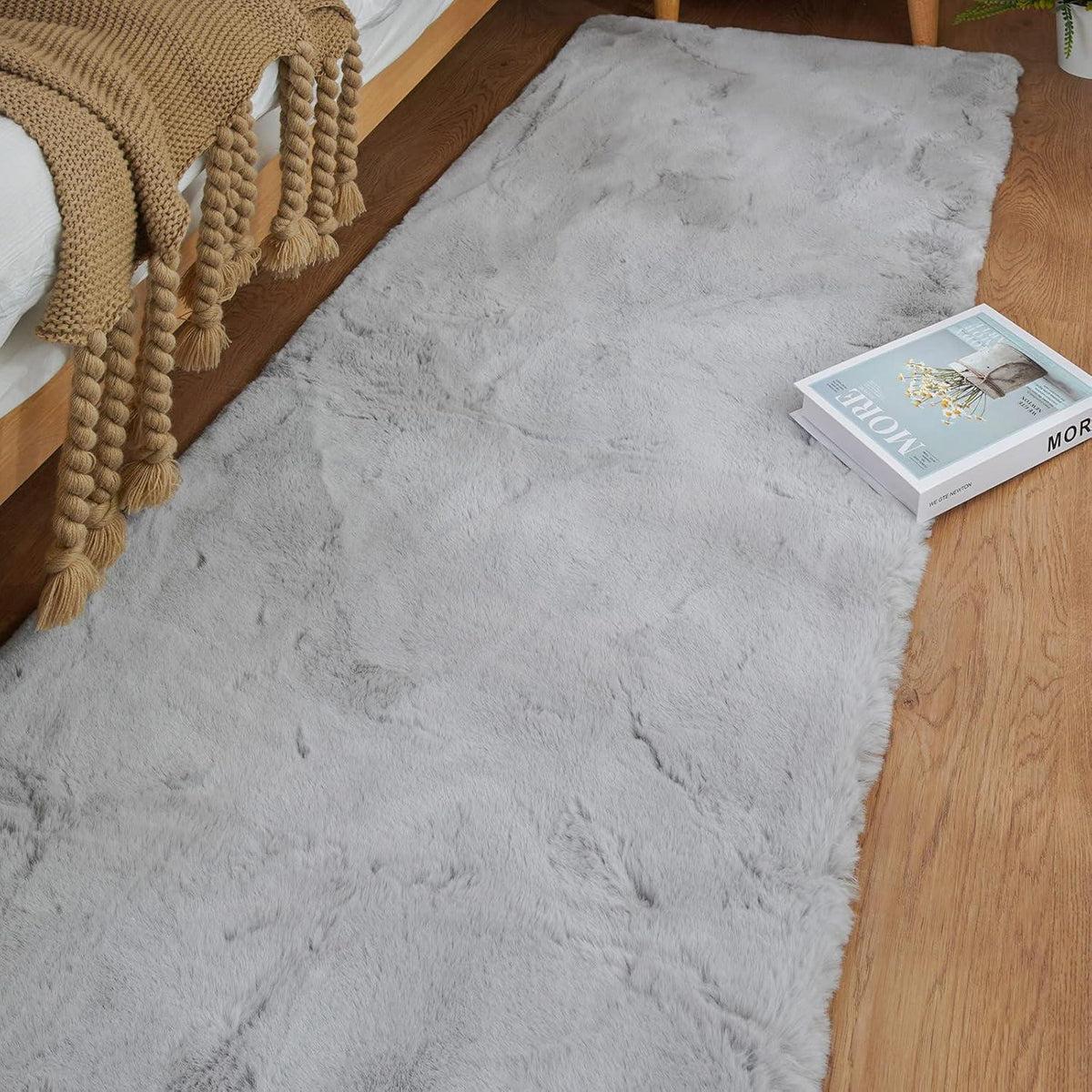 Flauschiger Teppich Läufer 60x245 cm Grau – Weicher Kunstfell für Schlafzimmer
