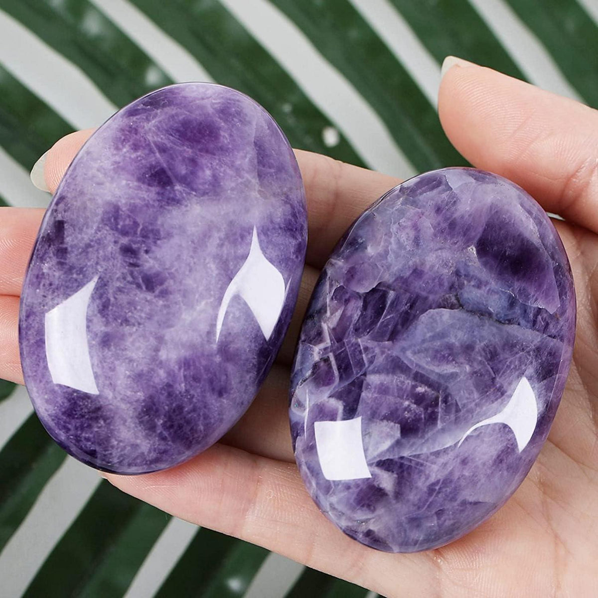 Amethyst Edelstein Handschmeichler 2.4 Zoll Oval, Heilkristall für Meditation