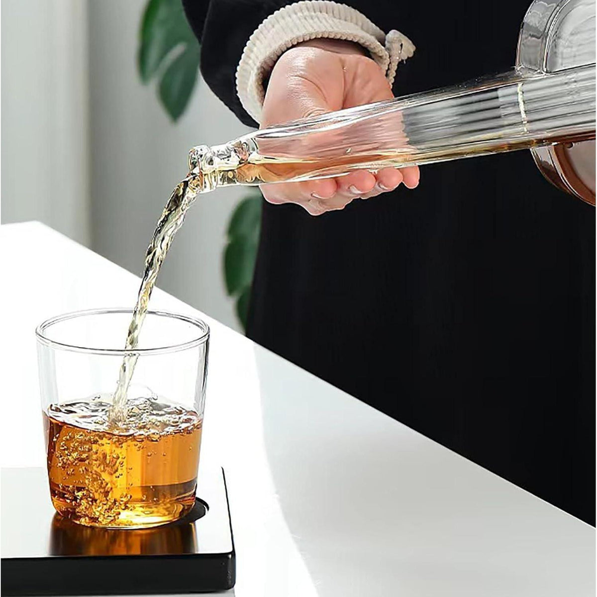 Luxuriöses Whisky-Dekanter Set mit Gitarren-Design 1000ml