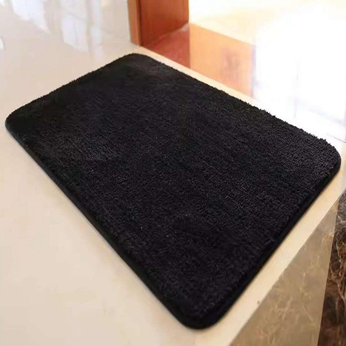 Rutschfester Badezimmerteppich Schwarz 110x140 cm – Flauschig & Saugfähig