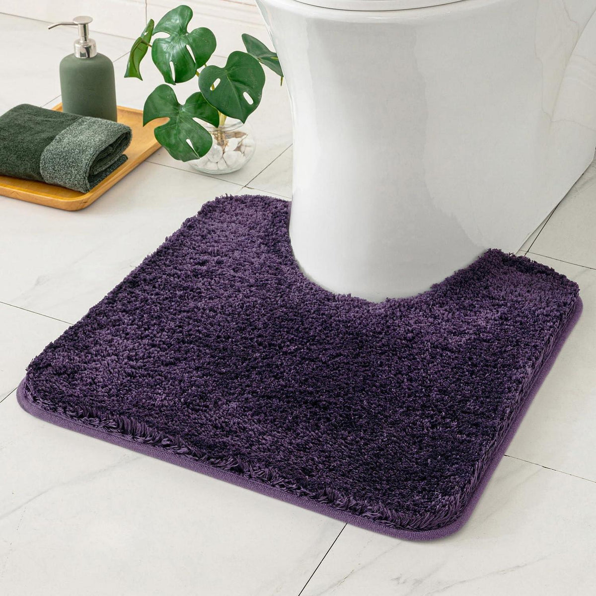 Badematte U-Form Lila – Rutschfest & Super Saugfähig