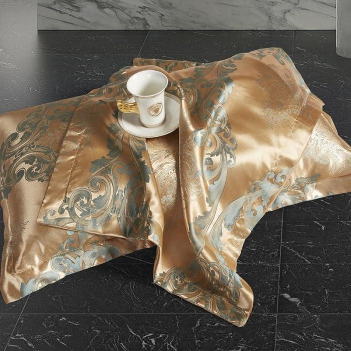 Goldene Satin Bettwäsche 135x200cm - 4tlg. Set