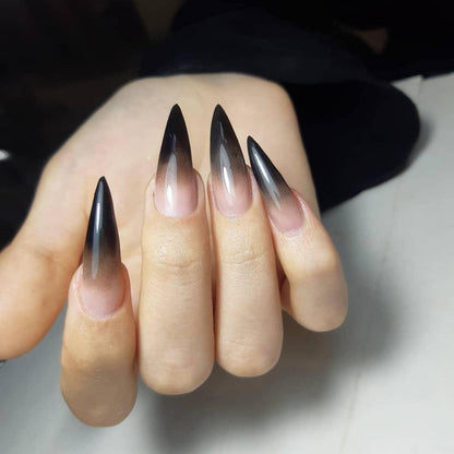 MouyouGlow Stiletto Halloween Nägel – Nude Schwarz Gothic