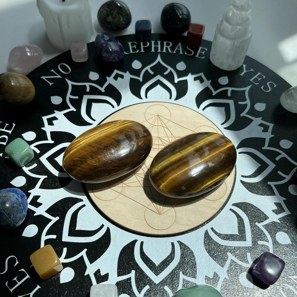 Tigerauge Schmuckstein poliert, oval, 2.4 Zoll, Massage & Meditation