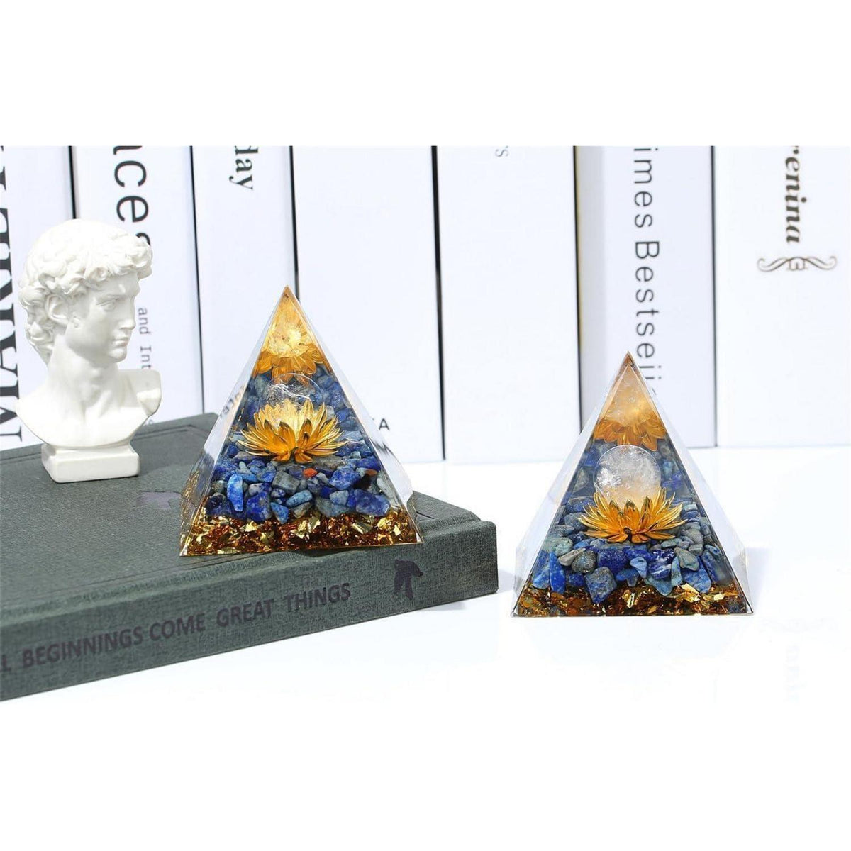 Lapislazuli Pyramide Heilkristall 2.4 Zoll für Meditation & Reiki