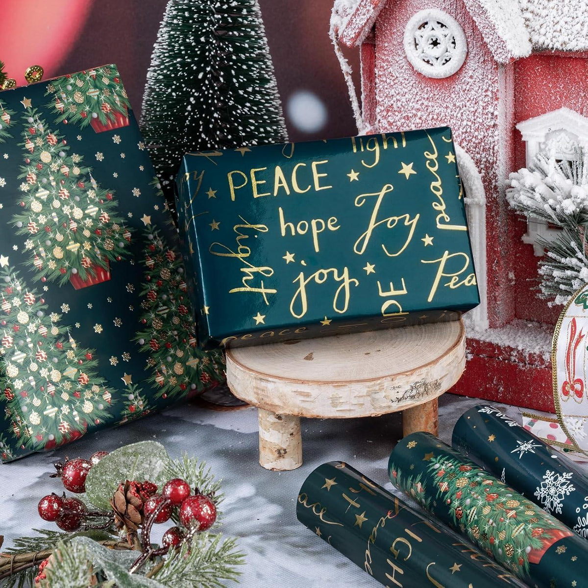 Weihnachts Geschenkpapier Rolle – 3er Set – Grün & Schneeflocken