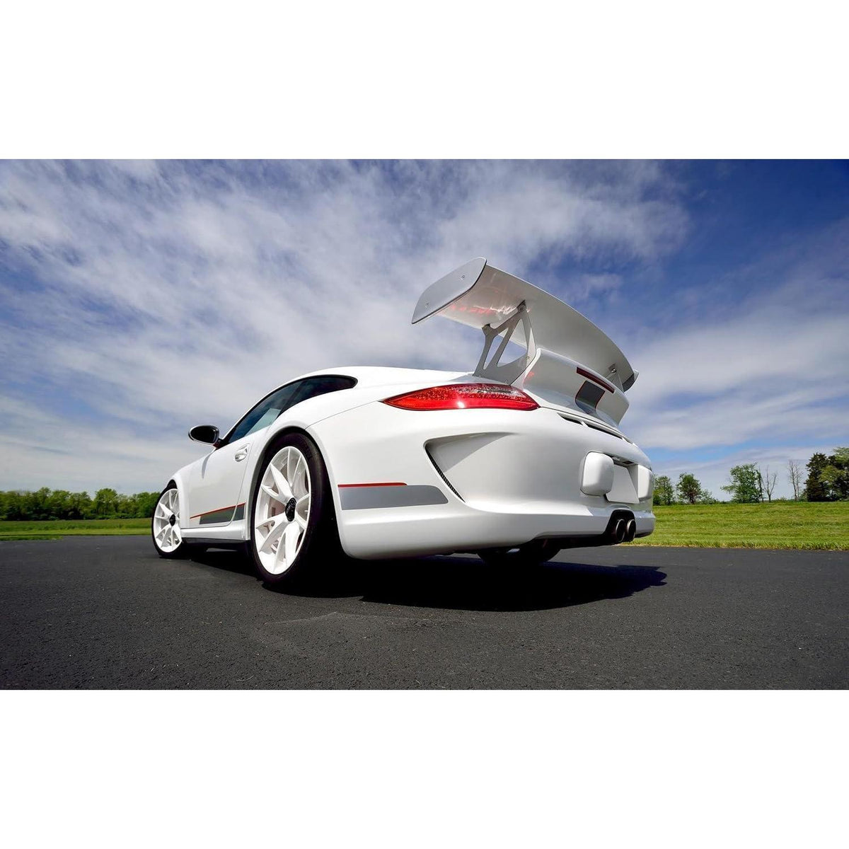 Weiß glänzende Autofolie – Kratzfest & Air Release 305x152cm