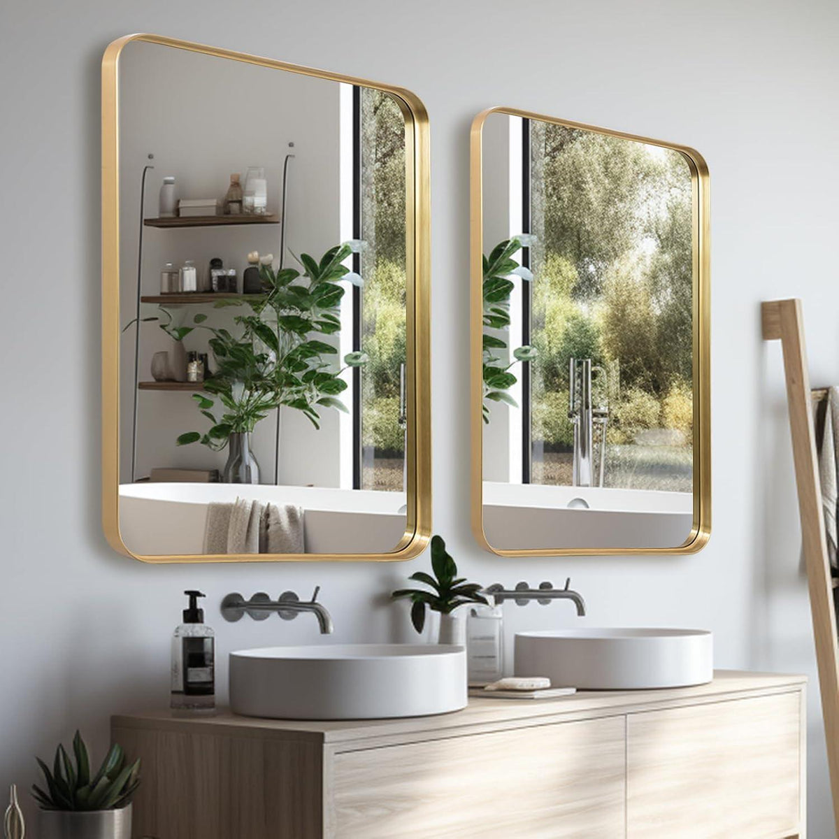 Goldener Wandspiegel 50x75 cm – Rechteckig, gebogene Ecken