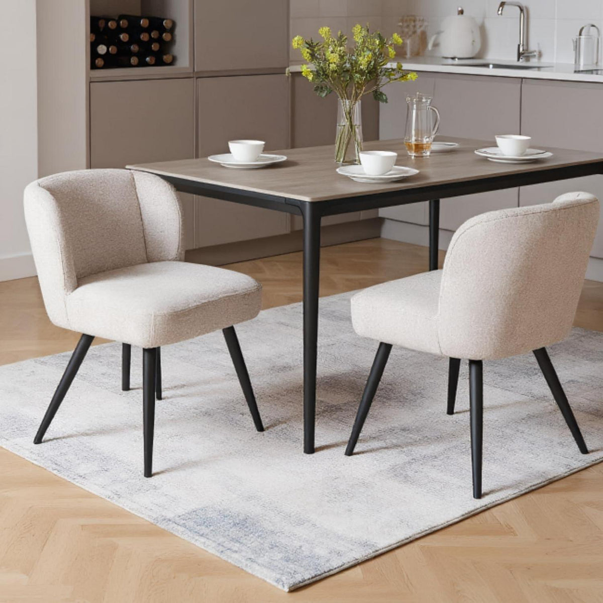 Esszimmerstühle 2er Set Modern Beige Leinen & Metallbeine