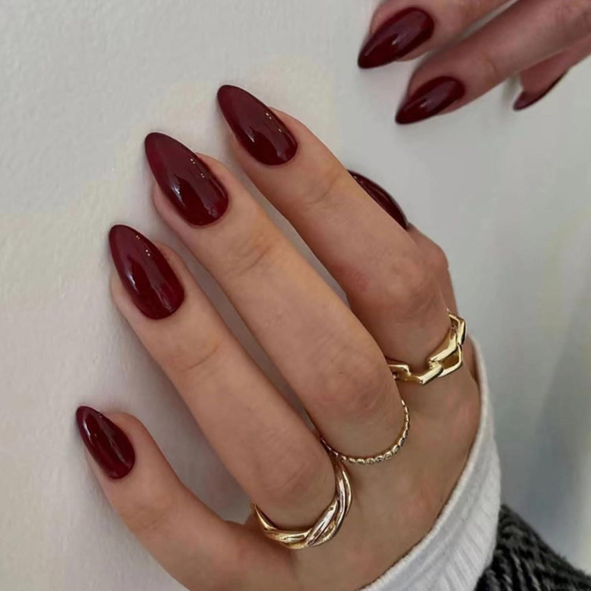24 Press On Nails Dunkelrot Almond – Full Cover Kunstnägel