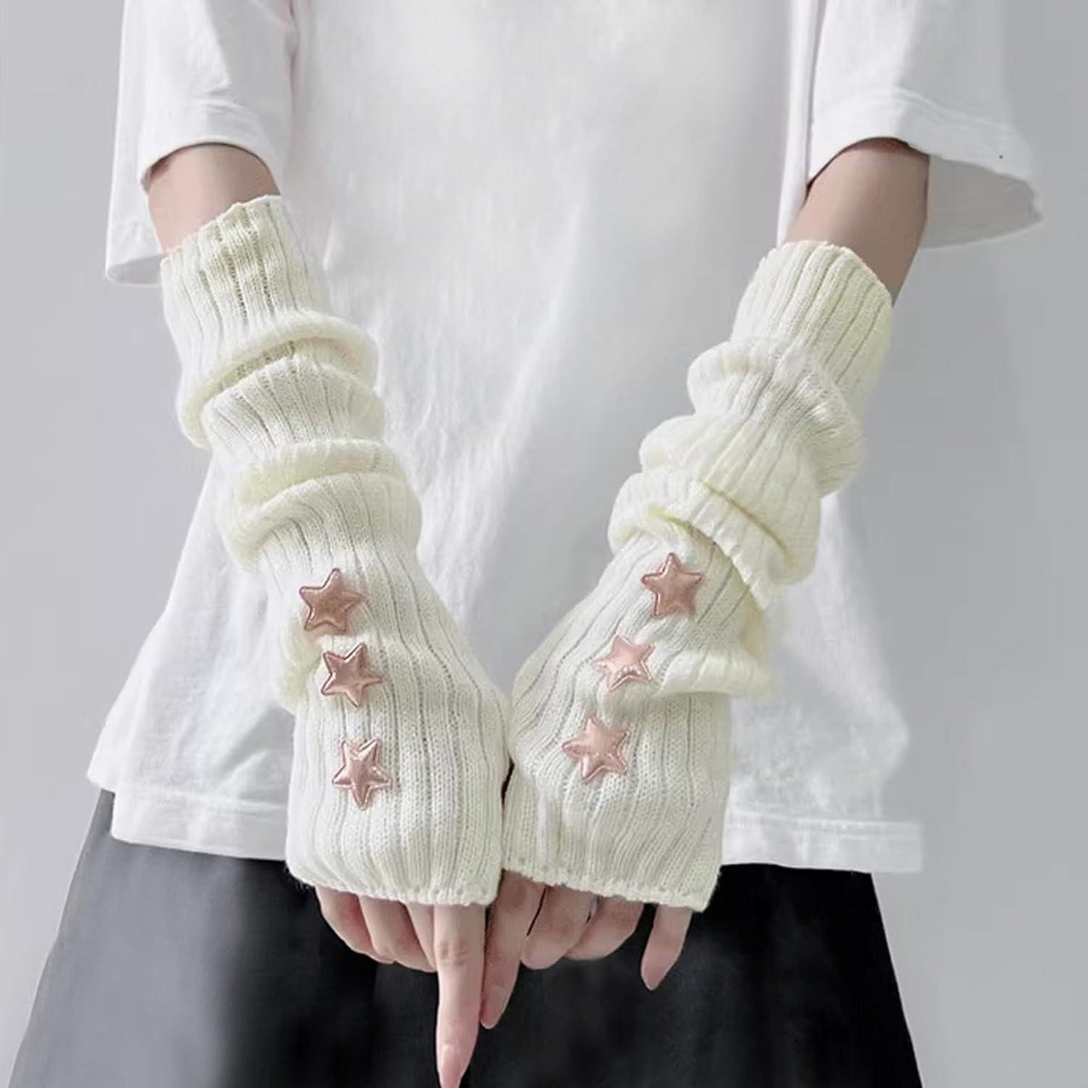 Fingerlose Strickarmstulpen mit Sternen – Y2K Handgelenkwärmer