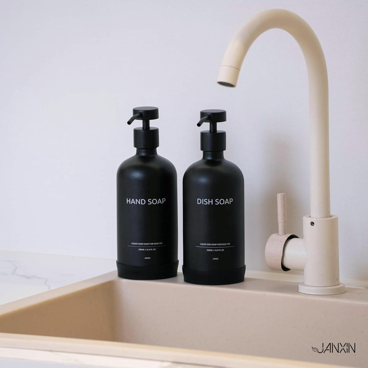 Nachfüllbare Glas Pumpspender Schwarz 500ml