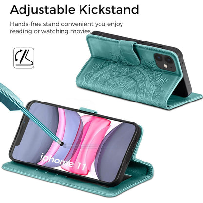 iPhone 11 Hülle mit Kartenfach, Ständer & Magnetverschluss - Grün in Lederoptik