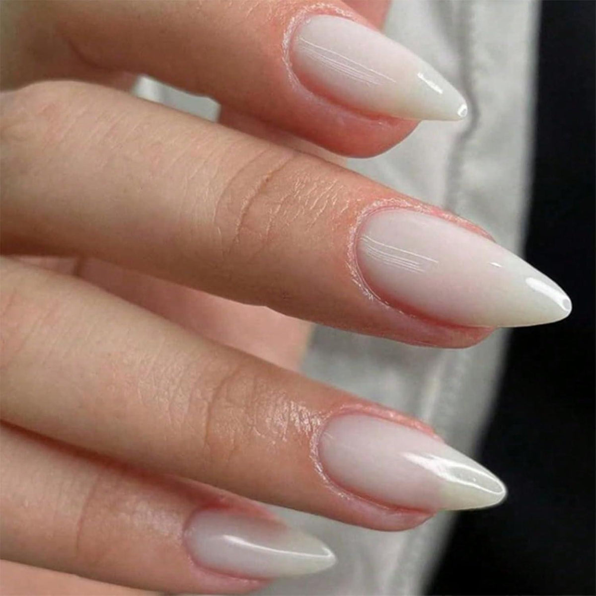 Weiße Mandel Falsche Nägel Set – 24 Stück Press On Nails