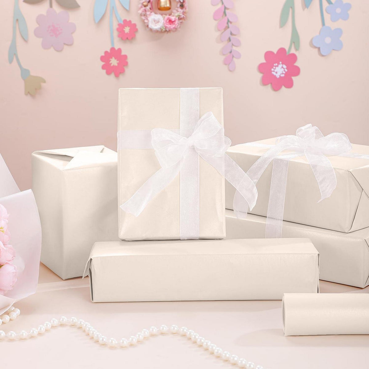 Geschenkpapier Perlglanz cremeweiß 43cm x 12m