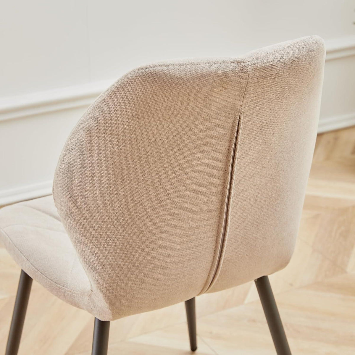 8 Esszimmerstühle Modern Beige Gepolstert mit Rautenmuster