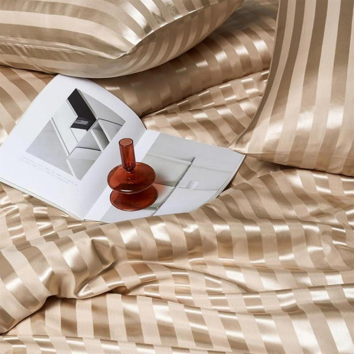 Satin Bettwäsche Set 135x200cm, 4-teilig, Gestreift Gold