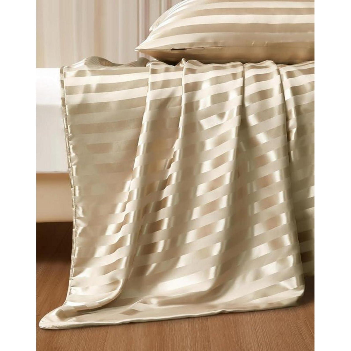 Satin Bettwäsche Set 135x200cm, 4-teilig, Gestreift Gold