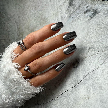 Chrome Press On Nails - Metallic Schwarz, Kurz & Eckig