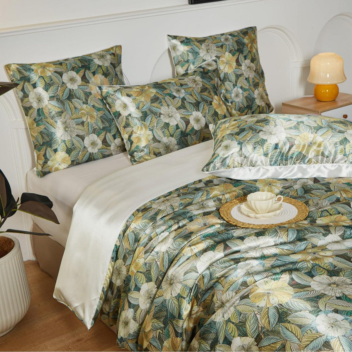 Satin Bettwäsche Set 135x200 Blumen Blätter Deluxe