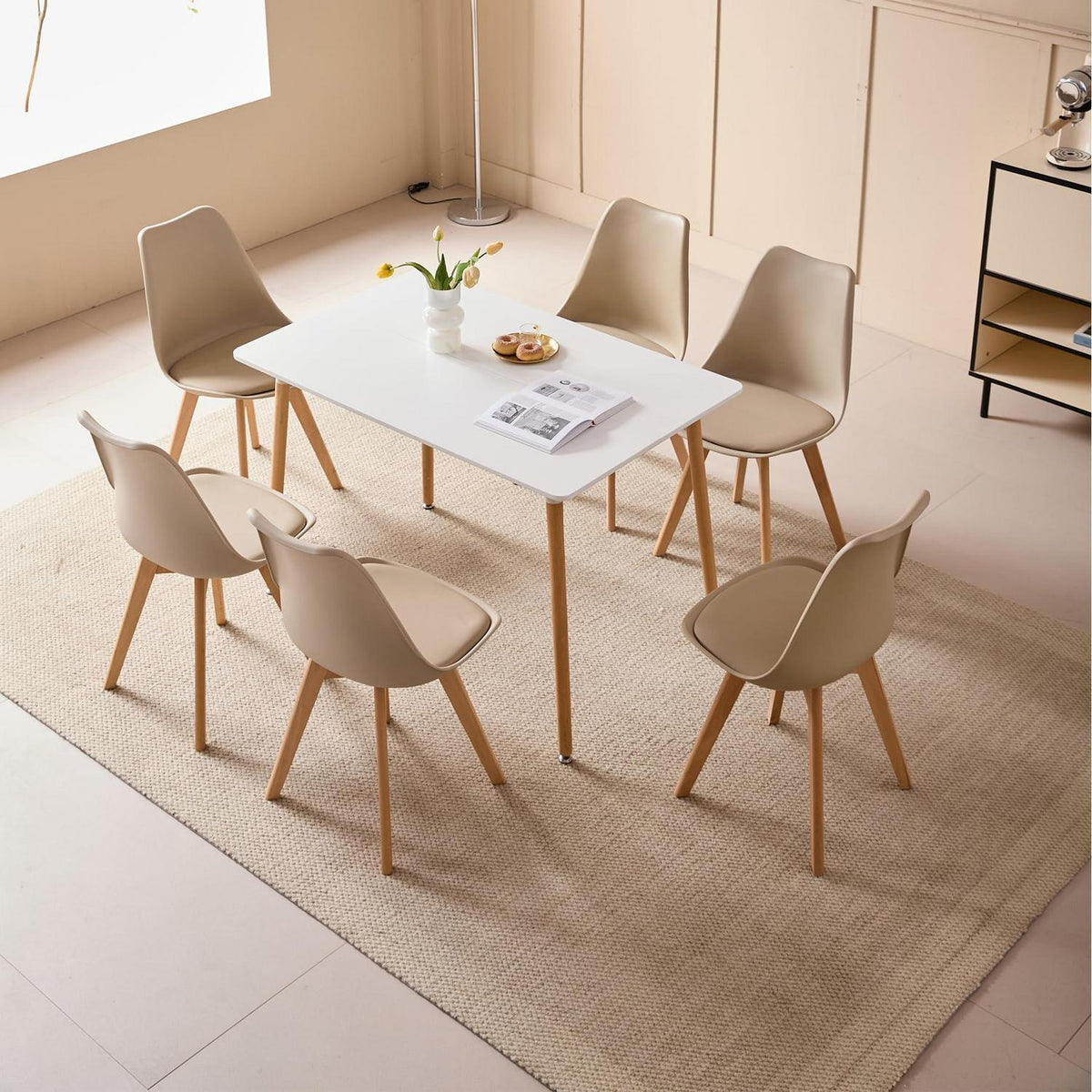 Esszimmer-Set: Esstisch (110x70cm) mit 6 skandinavischen Stühlen