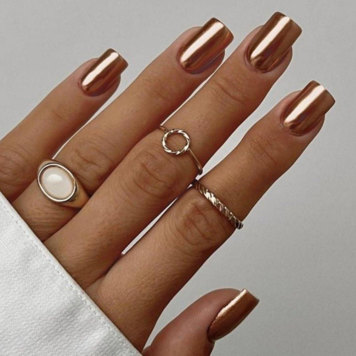 Chrome Press On Nails – Metallic Braun, Kurz & Glitzernd