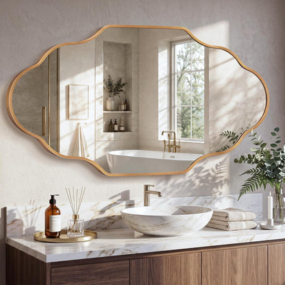 Wavy Gold Wandspiegel – Eleganter Wellenrahmen 115x65cm