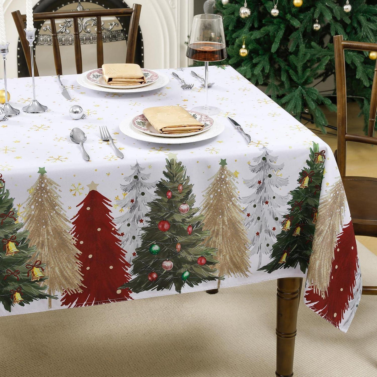 Weihnachtstischdecke Weiß 140x240 cm mit Weihnachtsbaum & Schneeflocke