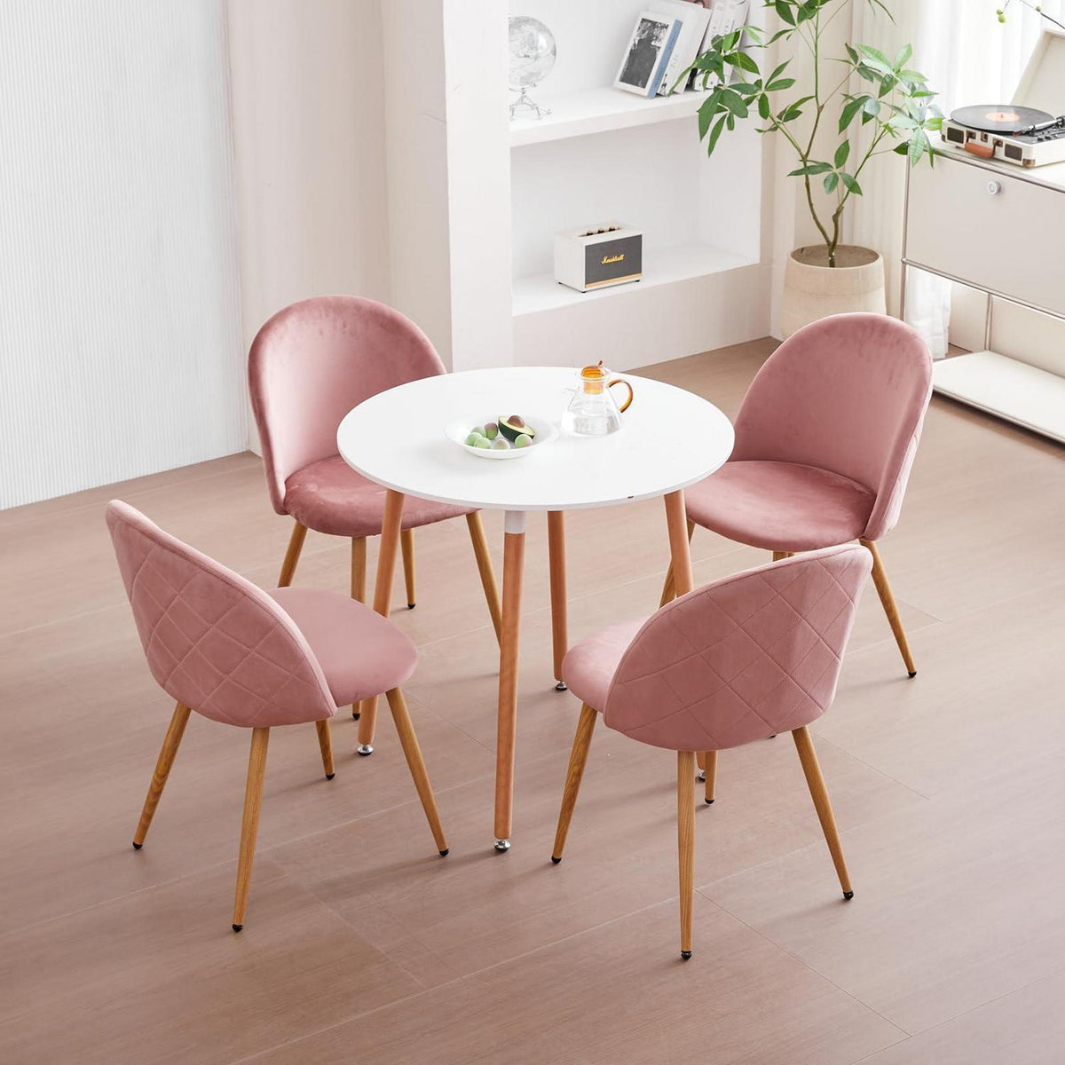 Runder Esstisch mit 4 Samtstühlen – Rosa & Weiß