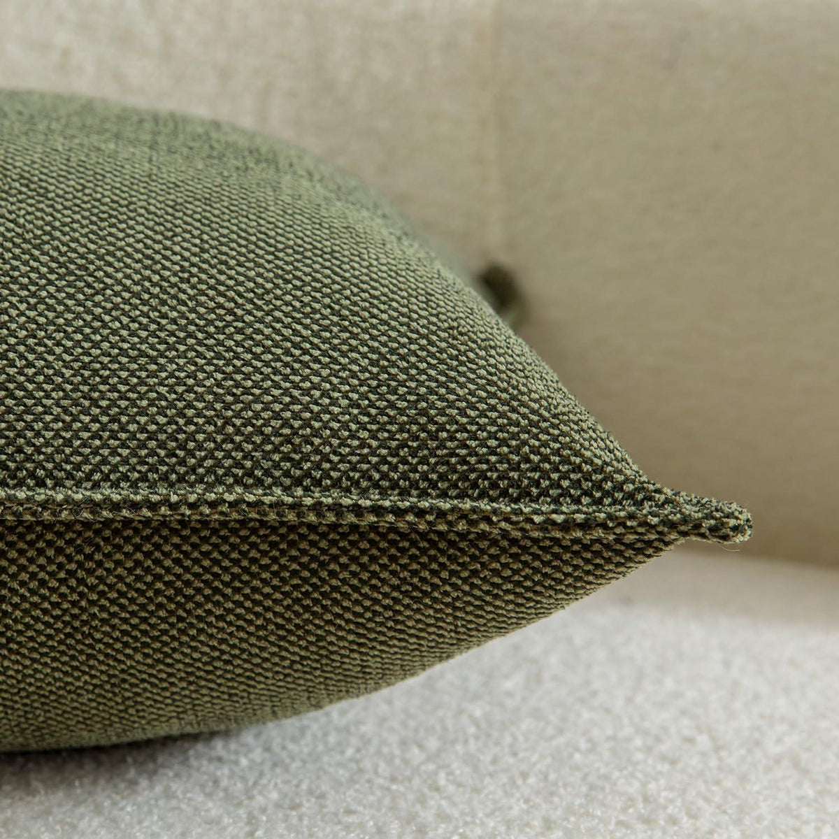2x Chenille Kissenbezug Moosgrün 30x50 cm - Weiche Boho Deko
