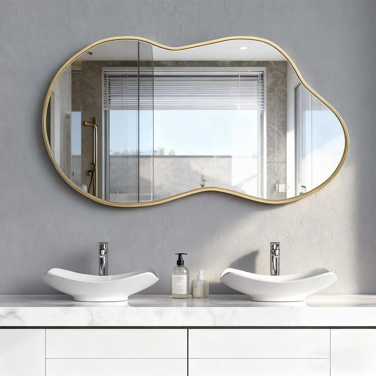 Asymmetrischer Wandspiegel Wolke Gold 67x115cm Modern