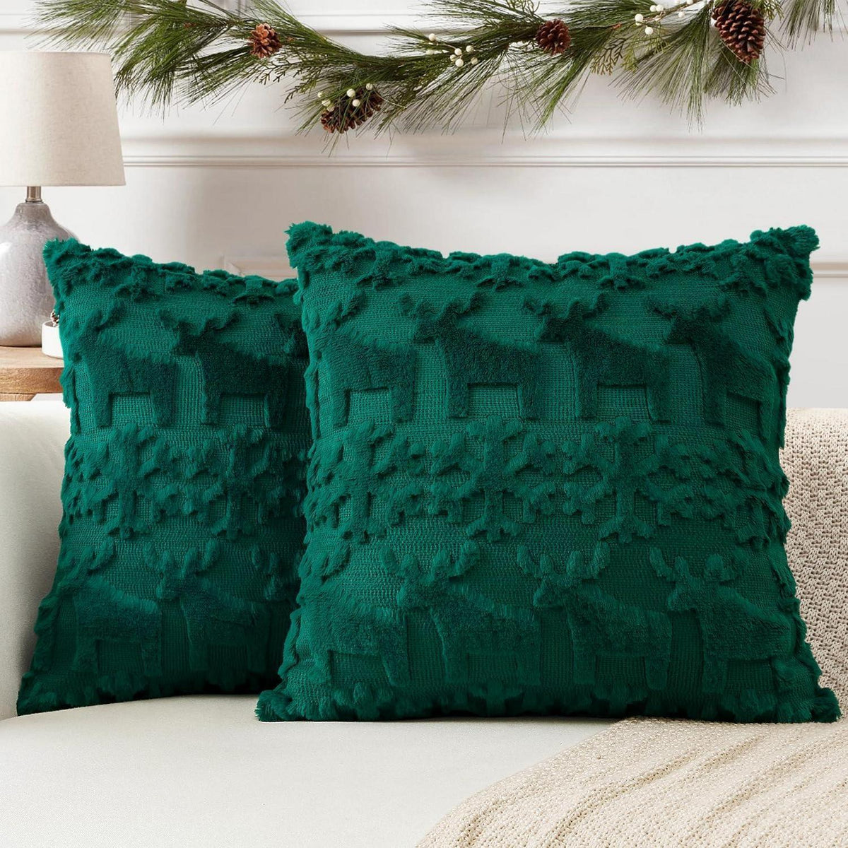 Weihnachtliche Kissenbezüge 50x50cm - 2er Set, Grün, Schneeflocken & Elch