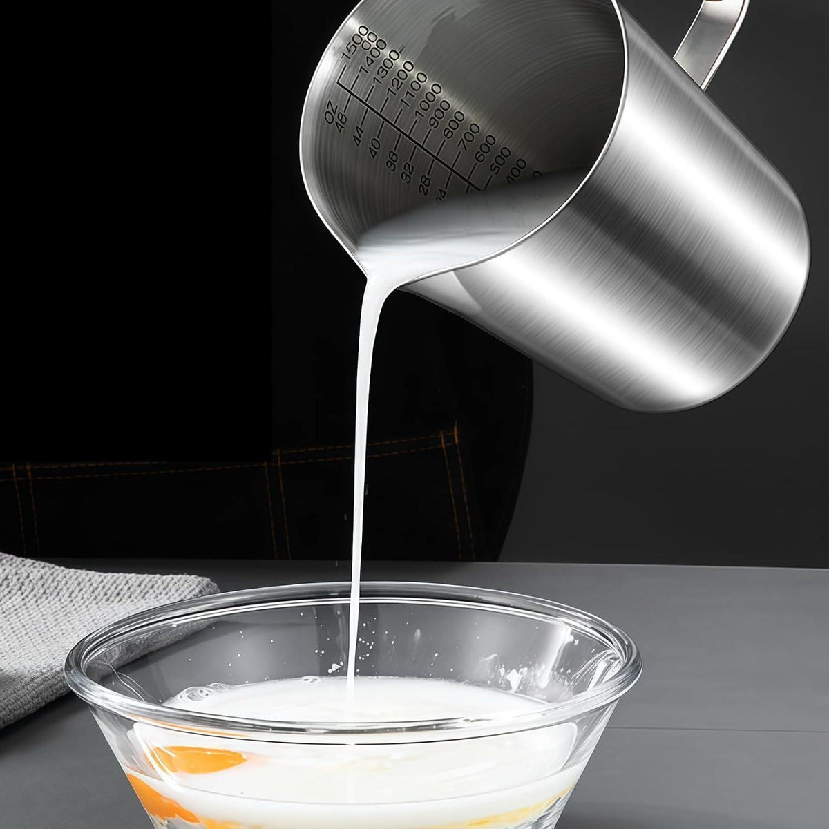 1500ml Edelstahl Messbecher mit Griff & Tropfschutz