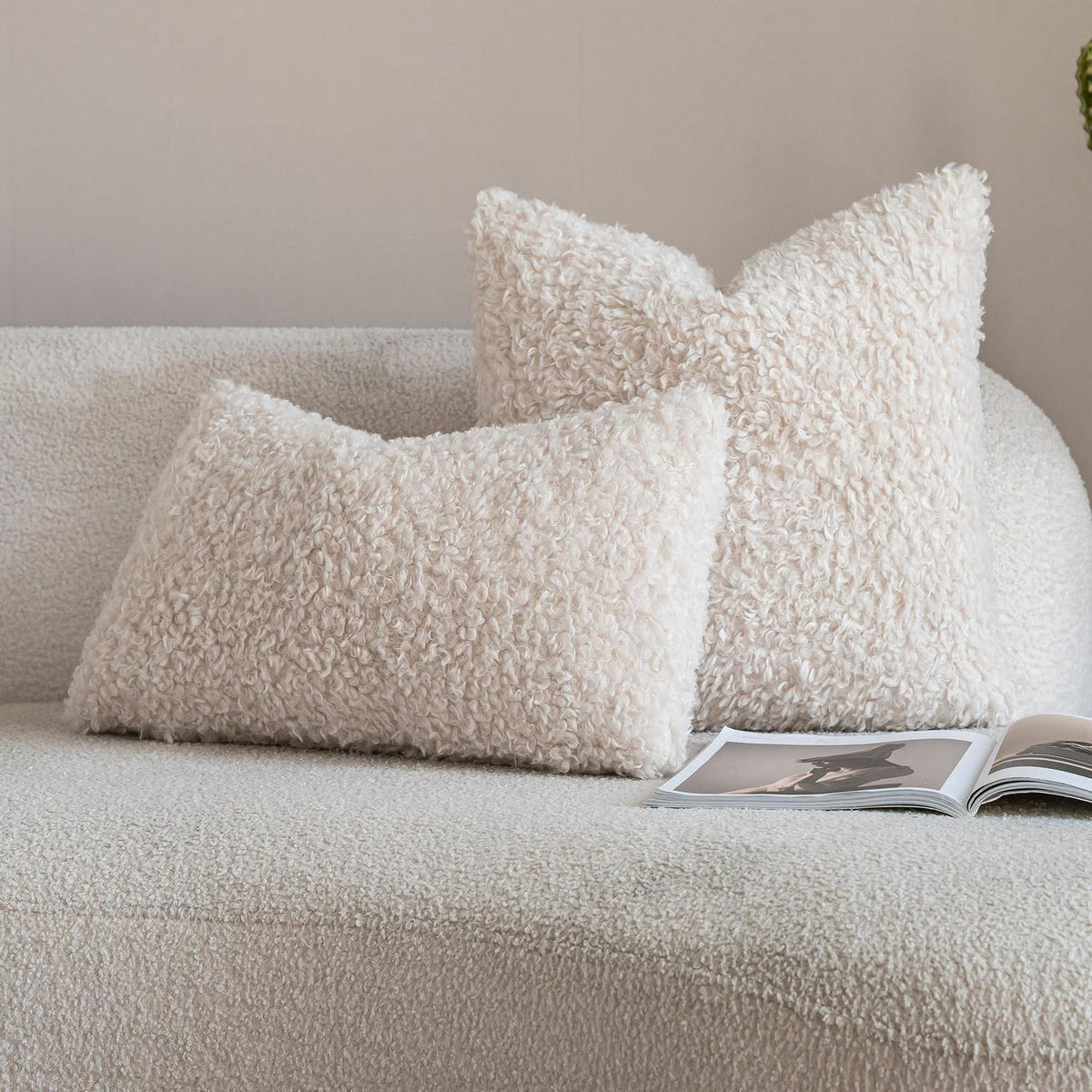 2x Kuschelige Teddy Wolle Kissenbezüge 30x50 cm Beige