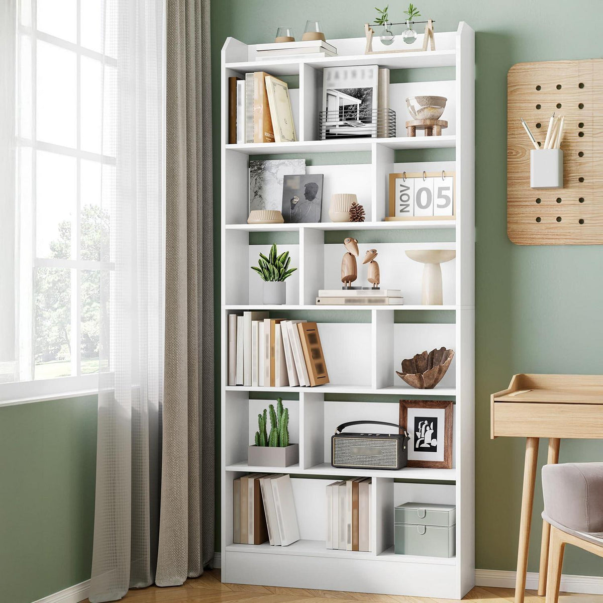 Weißes Bücherregal mit 7 Fächern – 24 x 80 x 199 cm