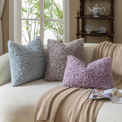 2er Set Kissenbezüge 30x50 cm Helllila Bouclé Faux Pelz