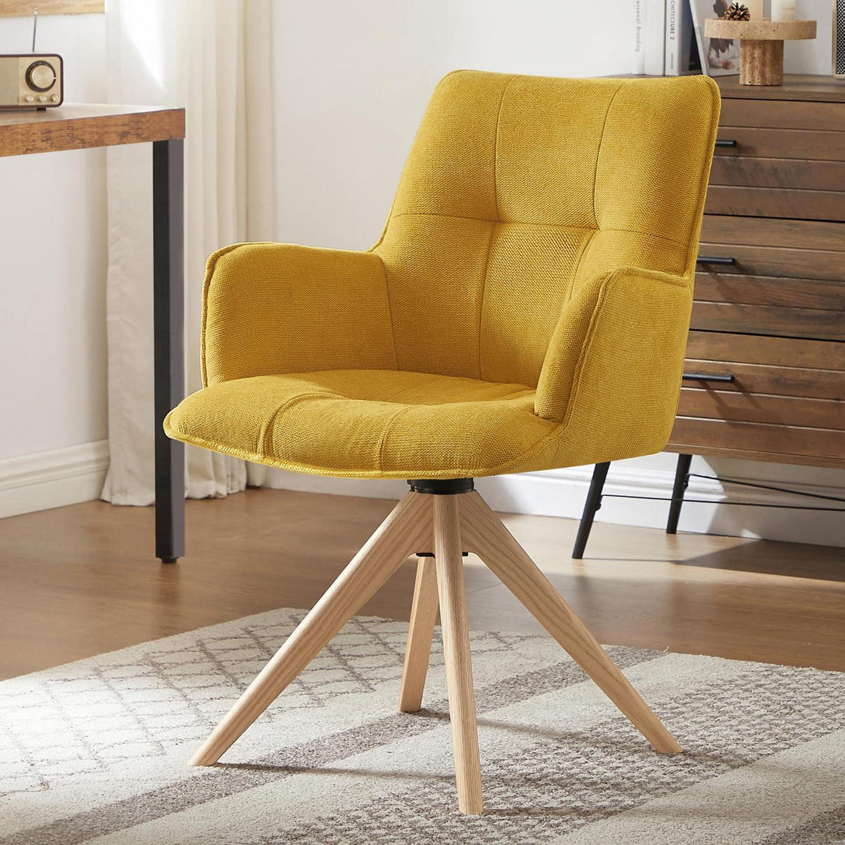 Drehbarer Sessel Gelb – Bouclé Polsterstuhl mit Armlehnen