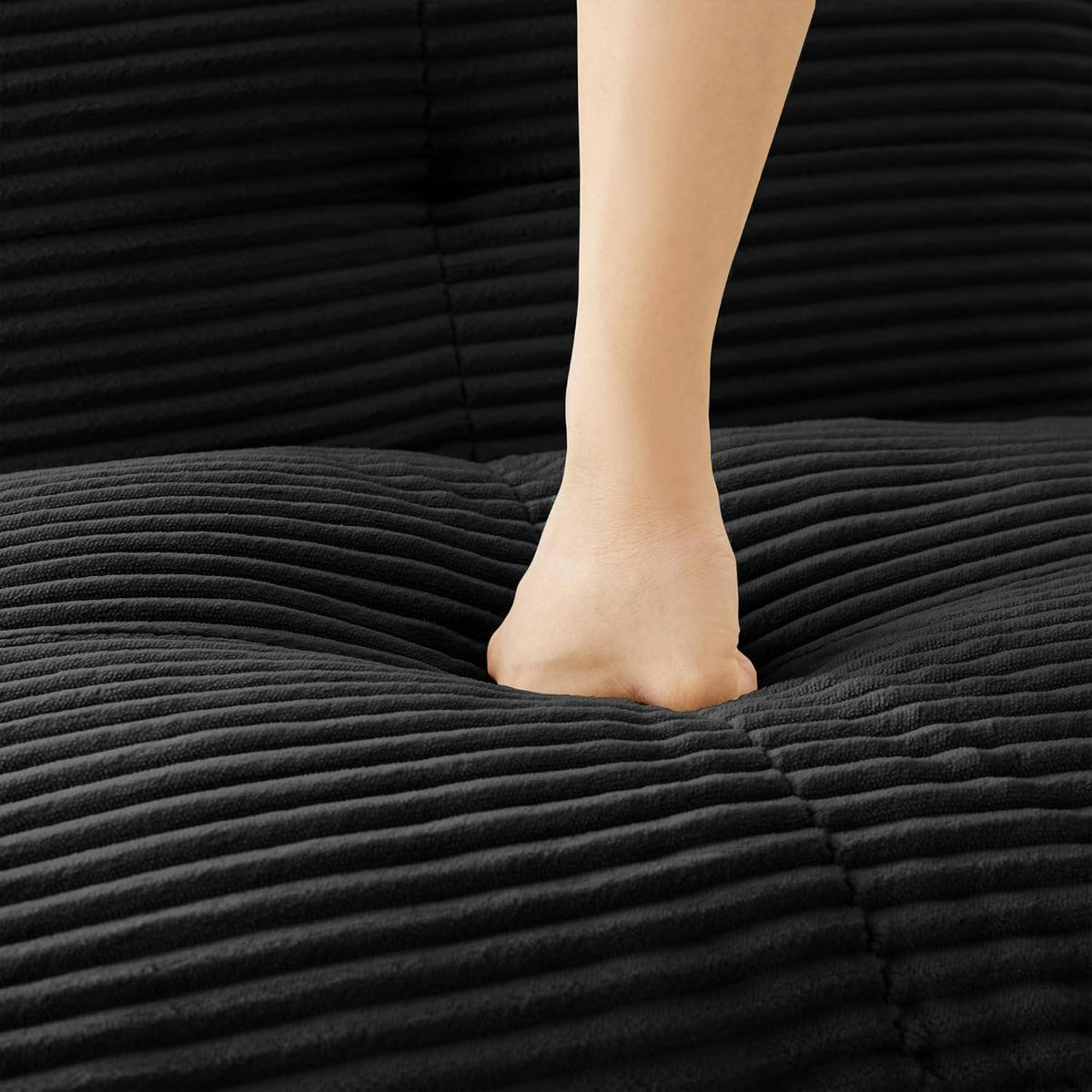 Modularer 2-Sitzer Cord-Sofa mit Hockern – Tiefsitz & Flexibel